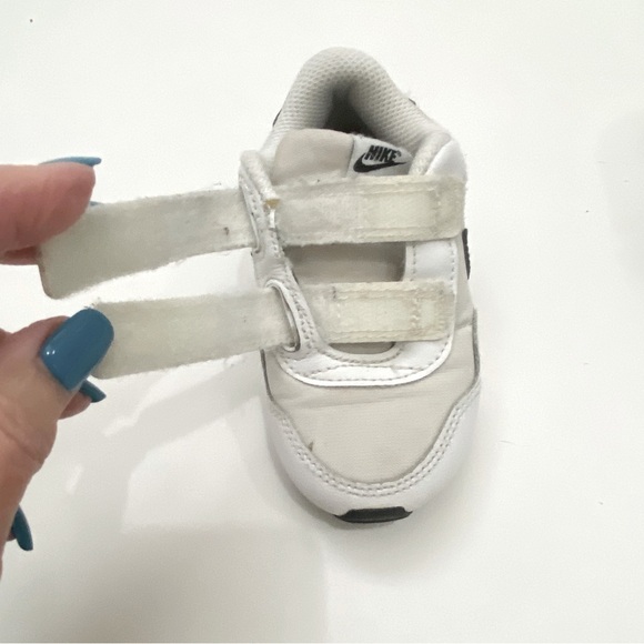 Nike MD Valiant TD Toddler White Black Sneakers ~ Size 6C - Picture 5 of 7